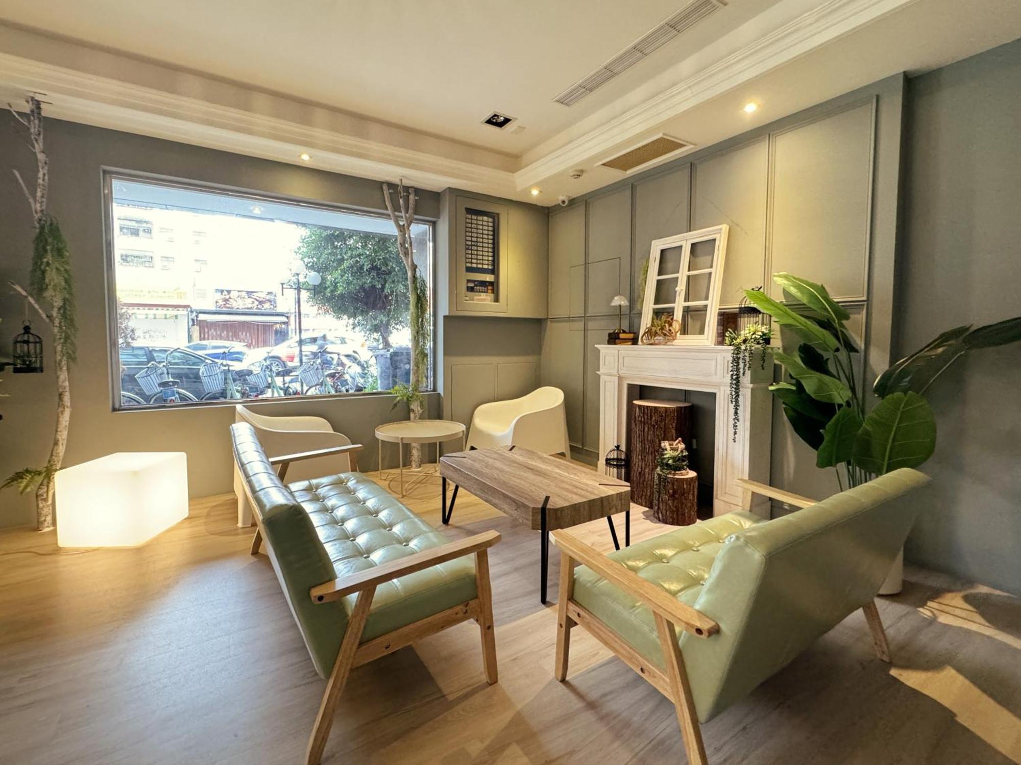 Finders Hotel Hualien Station Extérieur photo